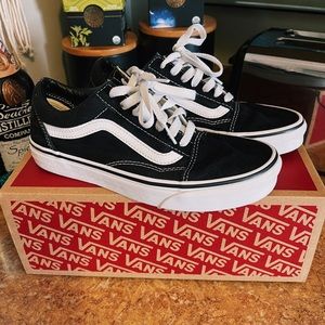 Old Skool Vans Women’s 7